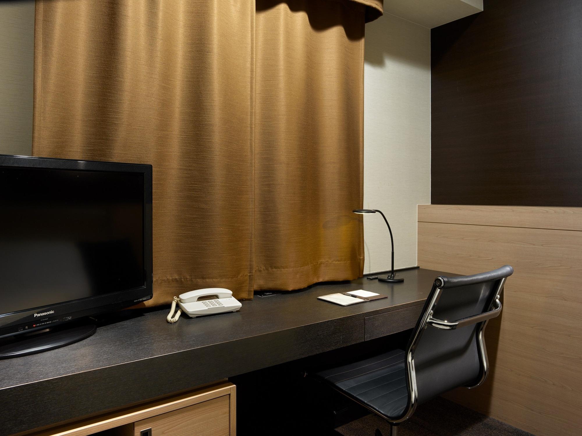Mitsui Garden Hotel Окаяма Экстерьер фото